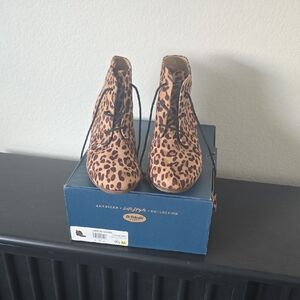 Dr. Scholl's Tan Leopard Ankle Boots